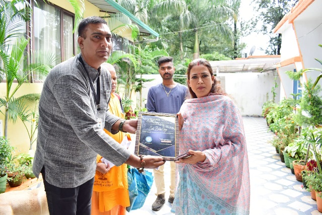 Forgiveness Foundation Society honoured Mrs. Rekha Arya Cabinet Minister Women and Child Welfare